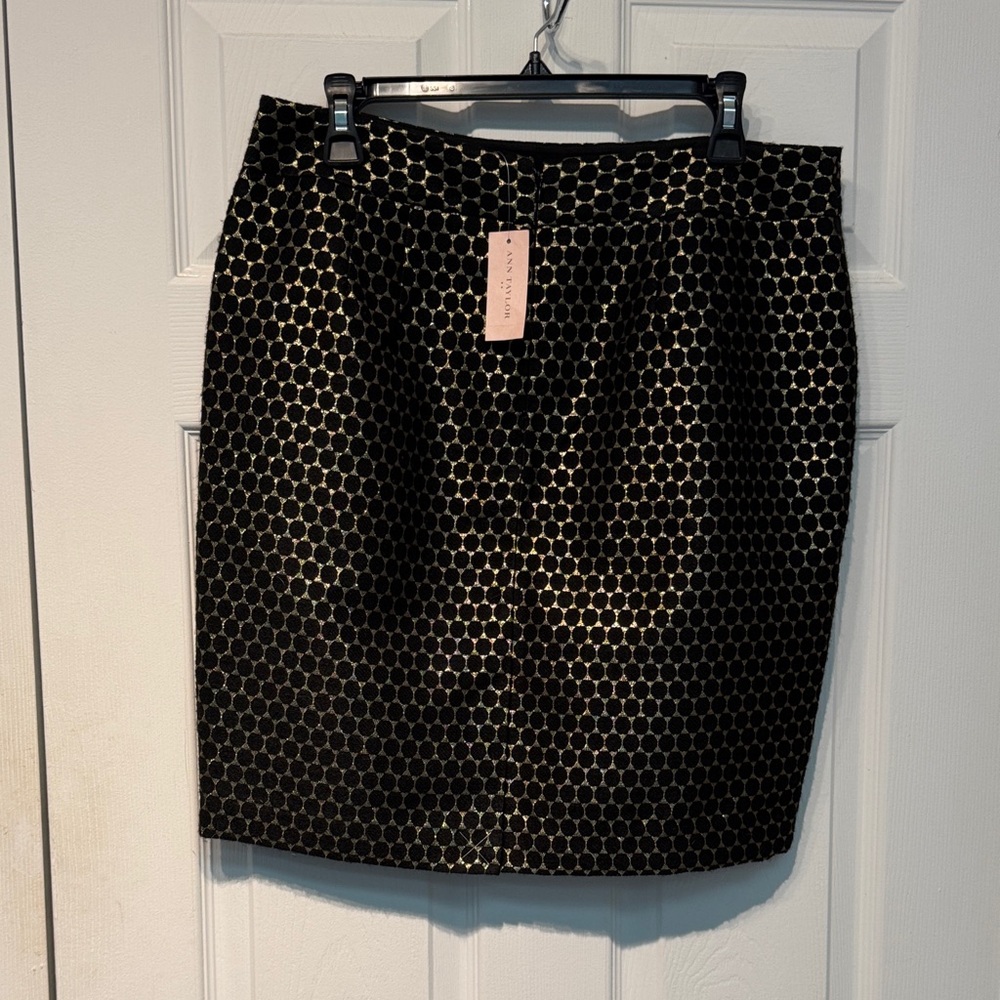 Ann Taylor Black Embellished Pencil Skirt